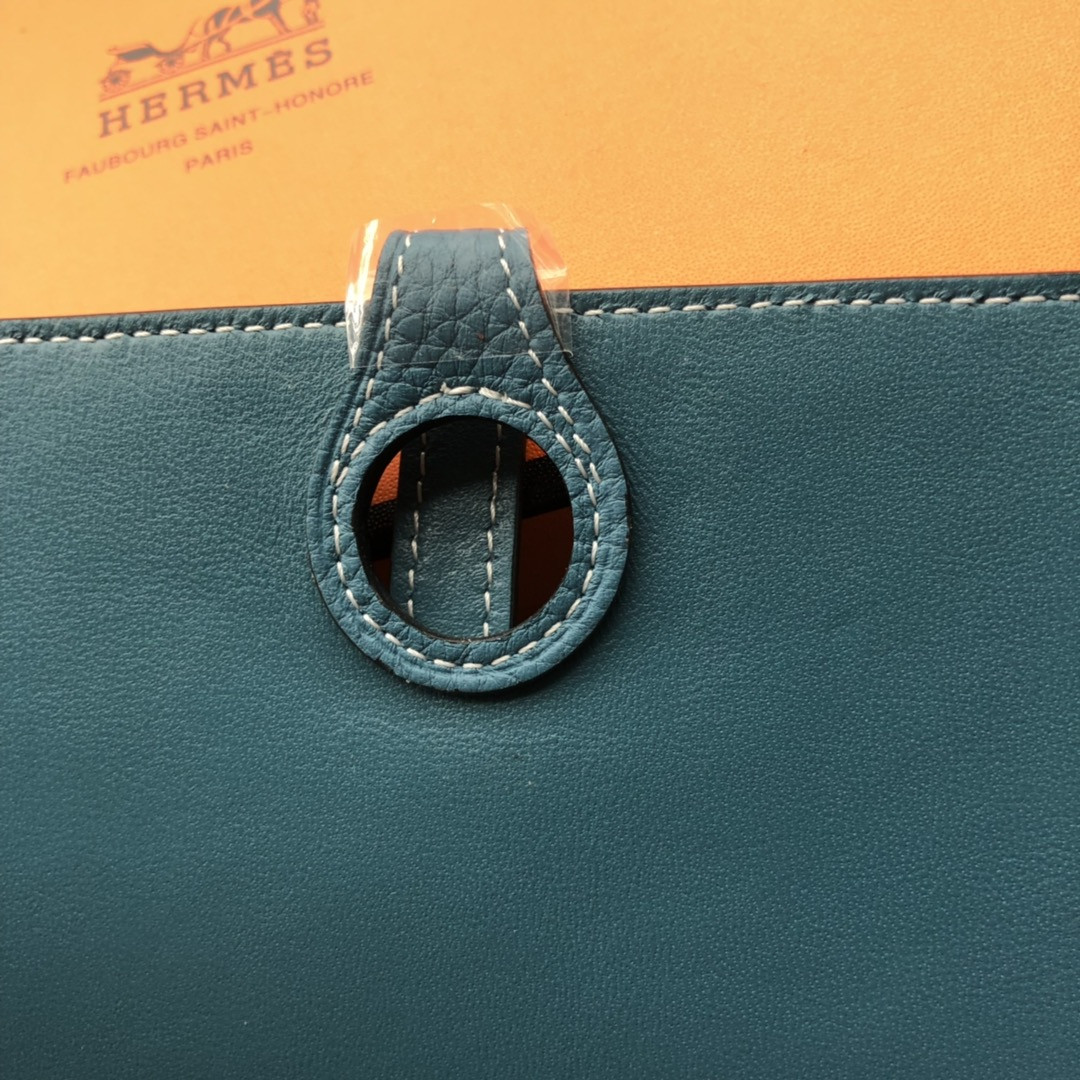 Hermès Dogon Duo Wallet