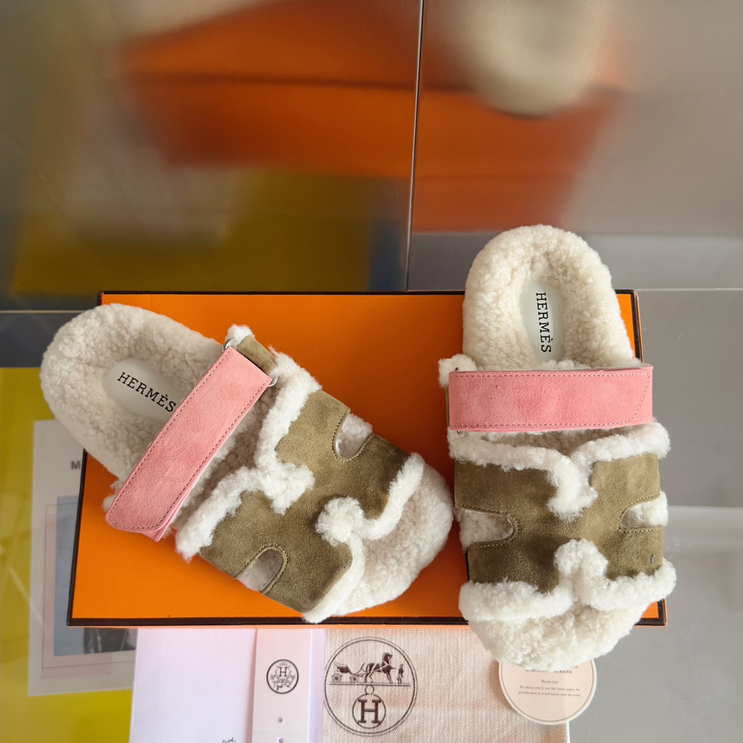 UA Hermès Chypre sandal