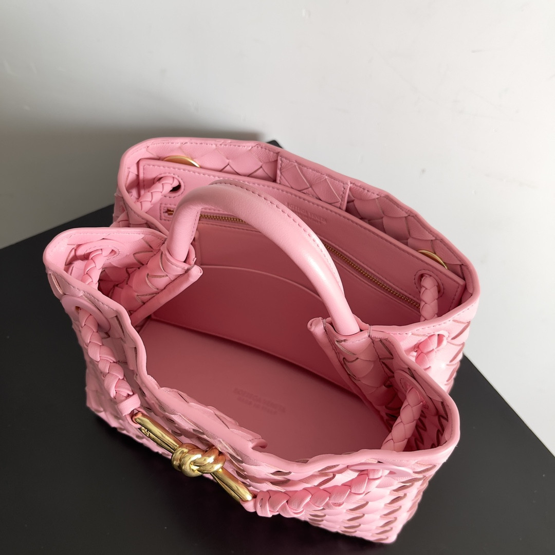 Bo*te*ga Ve*ne*ta Small Andiamo 25x22x10.5cm