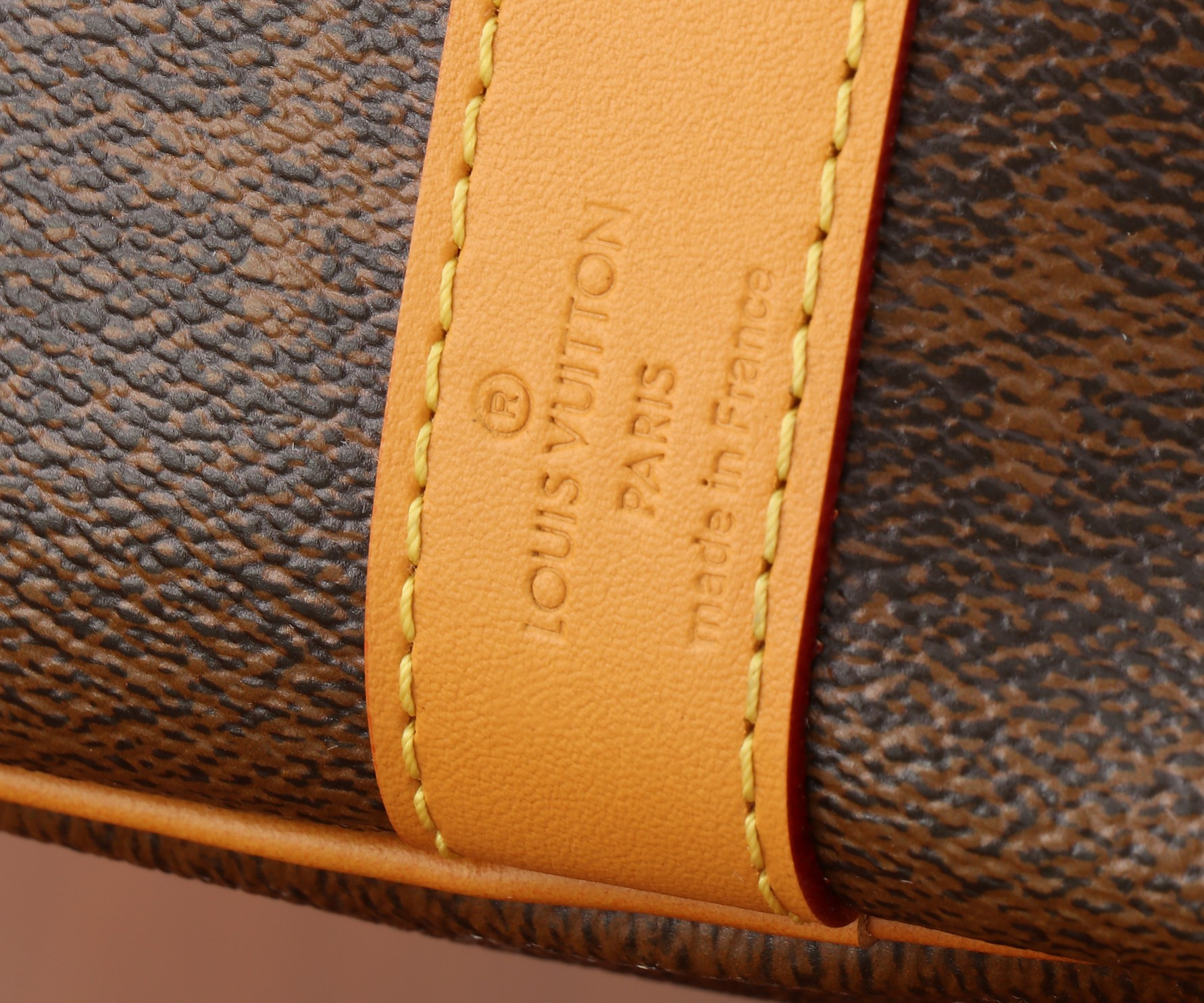 LV Keepall Bandoulière 50 24SS Marque L.V*t0n Déposée M11541 50x29x23CM