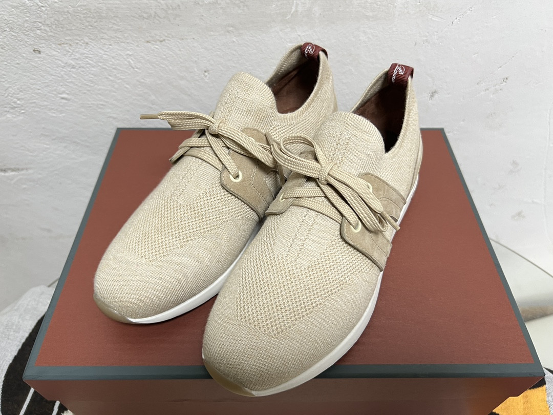 UA L**o p*ana 360 LP Flexy Walk Sneaker