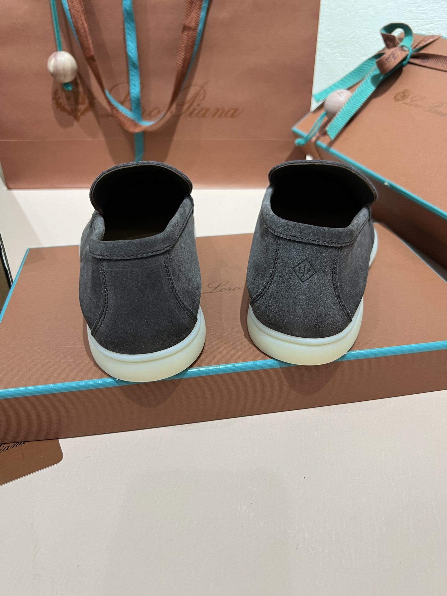 UA L**o p*ana Summer Walk Loafers