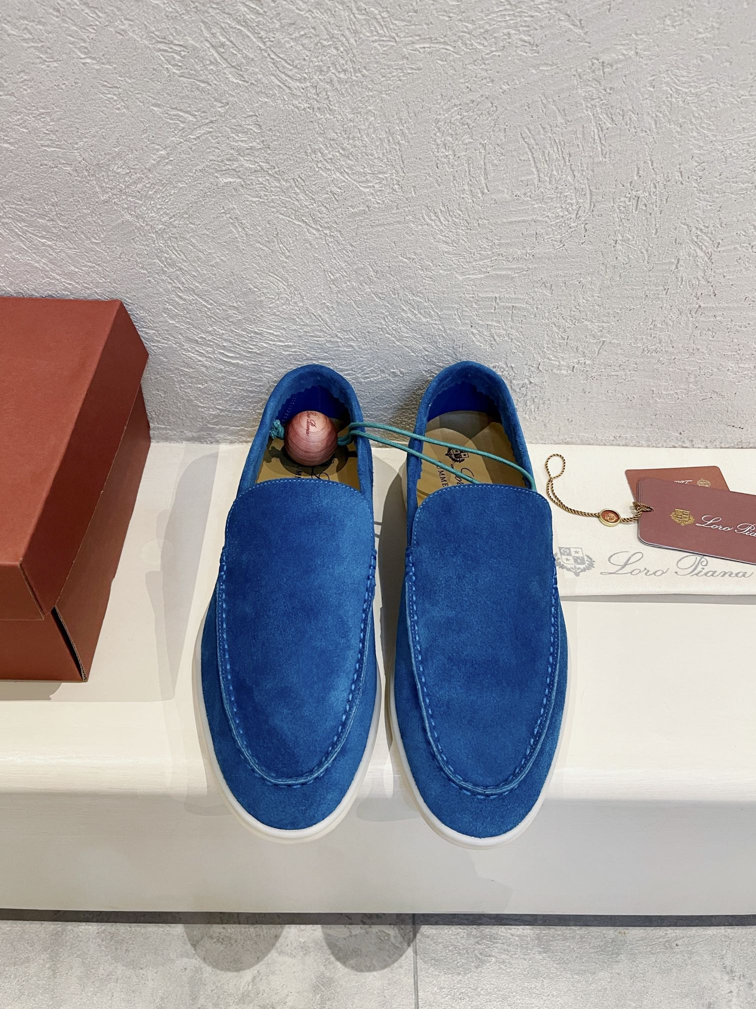 UA L**o p*ana Summer Walk Loafers