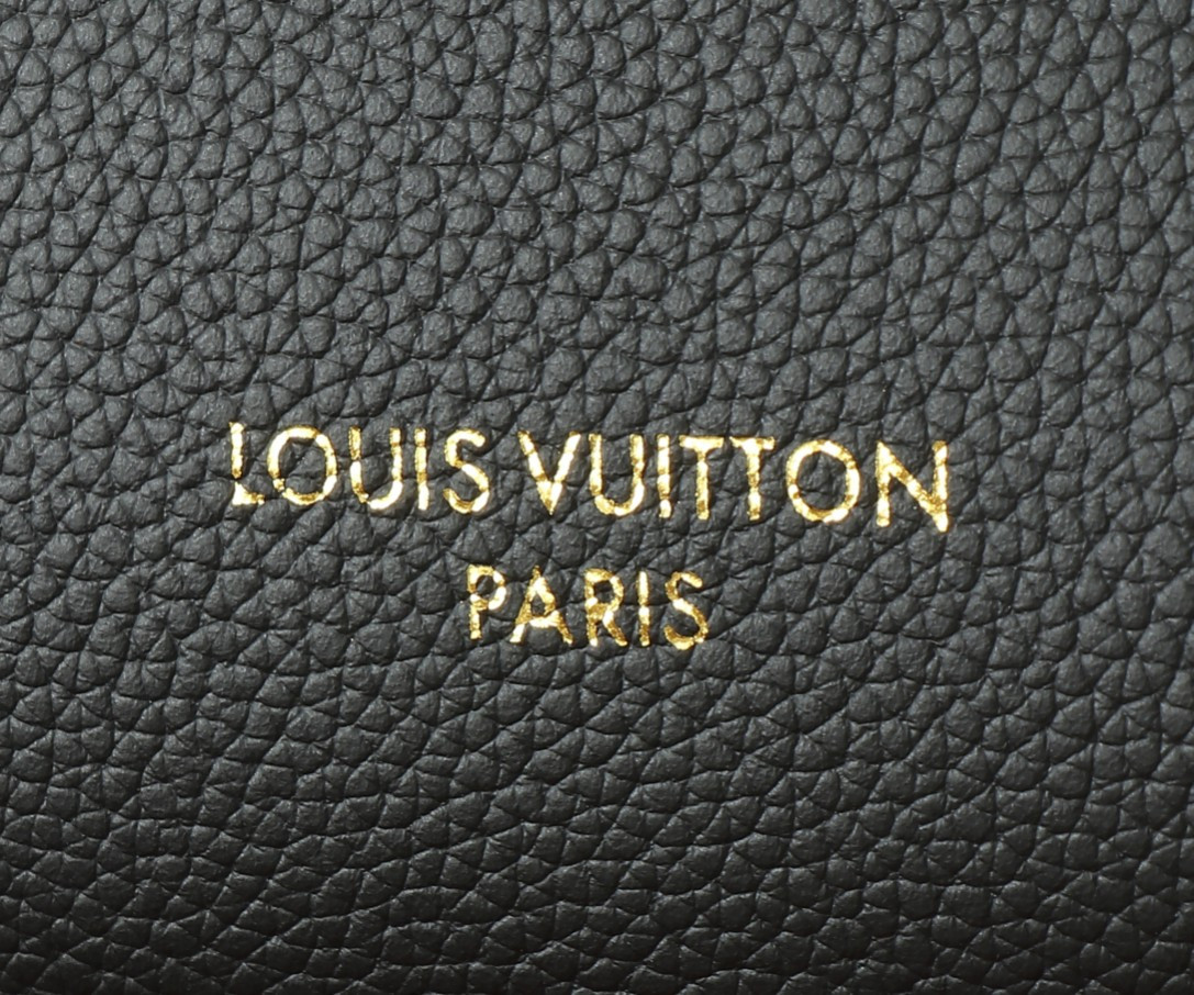 LV Low Key Cabas MM M25341 47x30x14cm