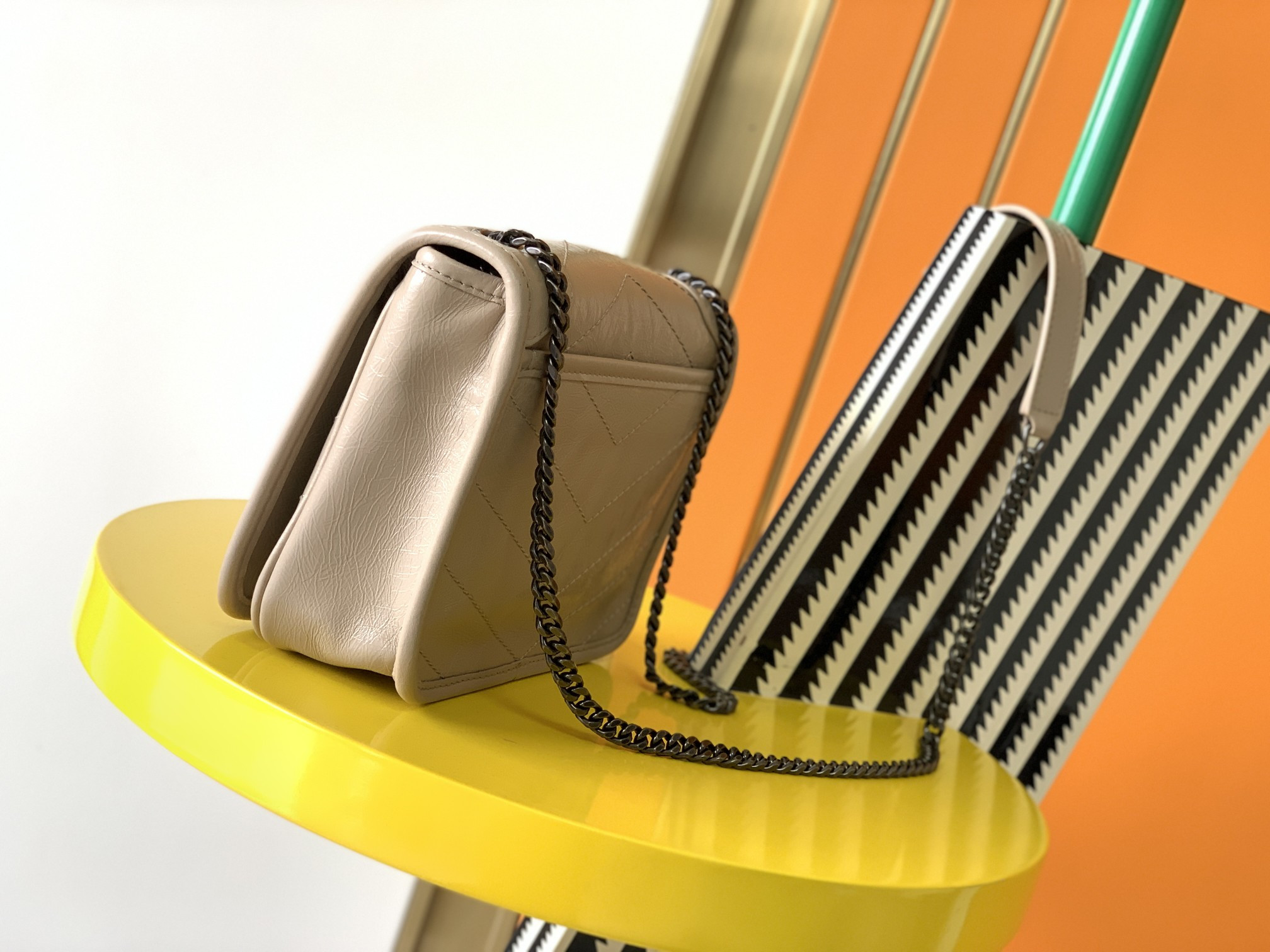 Y*L NIKI CHAIN WALLET IN SHINY LEATHER WHITE 19 x 15 x 6 CM