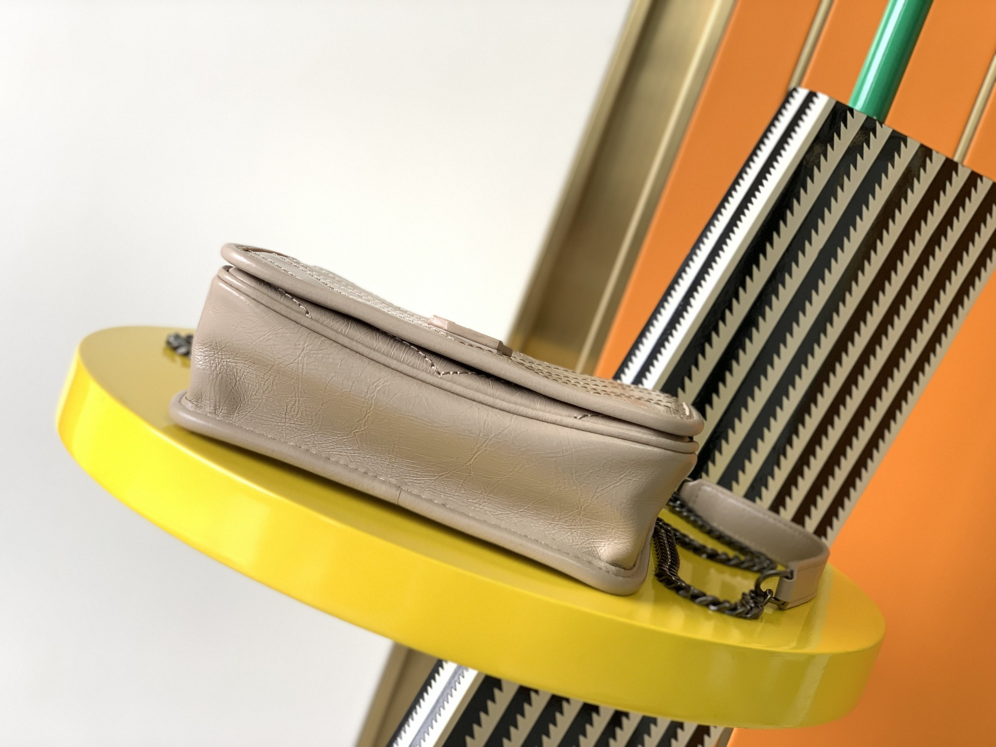 Y*L NIKI CHAIN WALLET IN SHINY LEATHER WHITE 19 x 15 x 6 CM