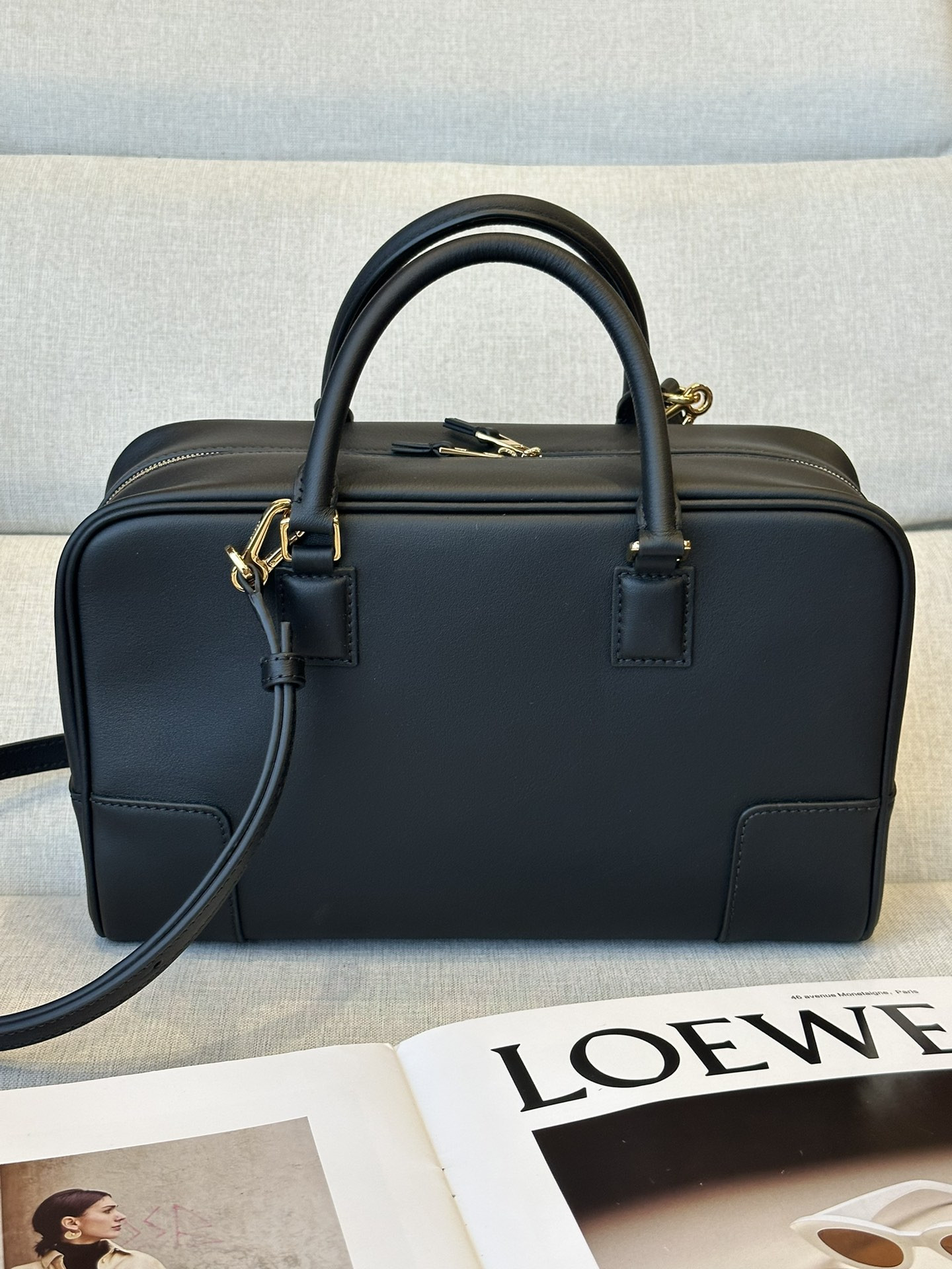 L0ew* Amazona 28 bag in nappa calfskin 28x18x11cm