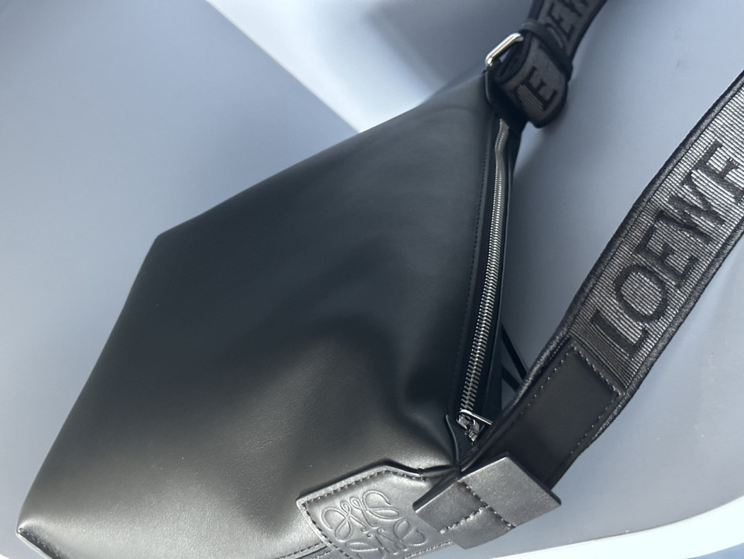 L0ew* Small Cubi crossbody bag in S*pple smooth calfskin and jacquard 29.5x10.5x22cm