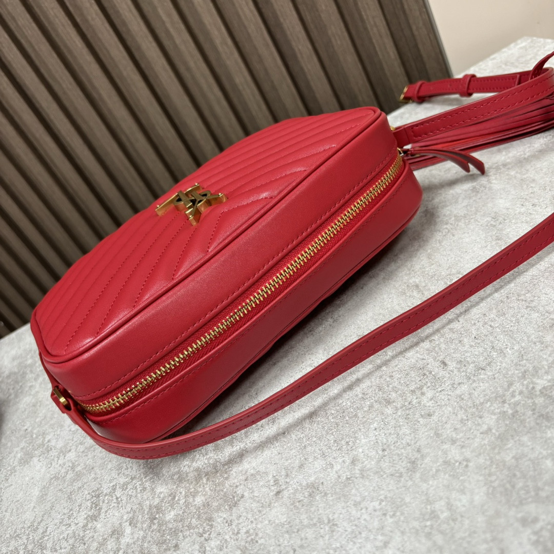 Y*L LOU camera bag in quilted leather 23x16x6cm