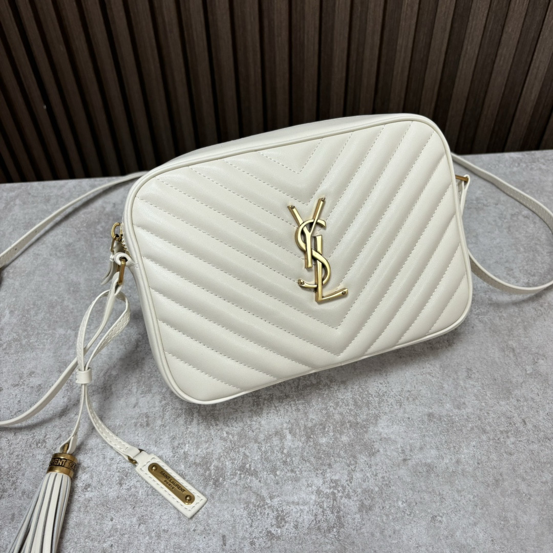 Y*L LOU camera bag in quilted leather 23x16x6cm