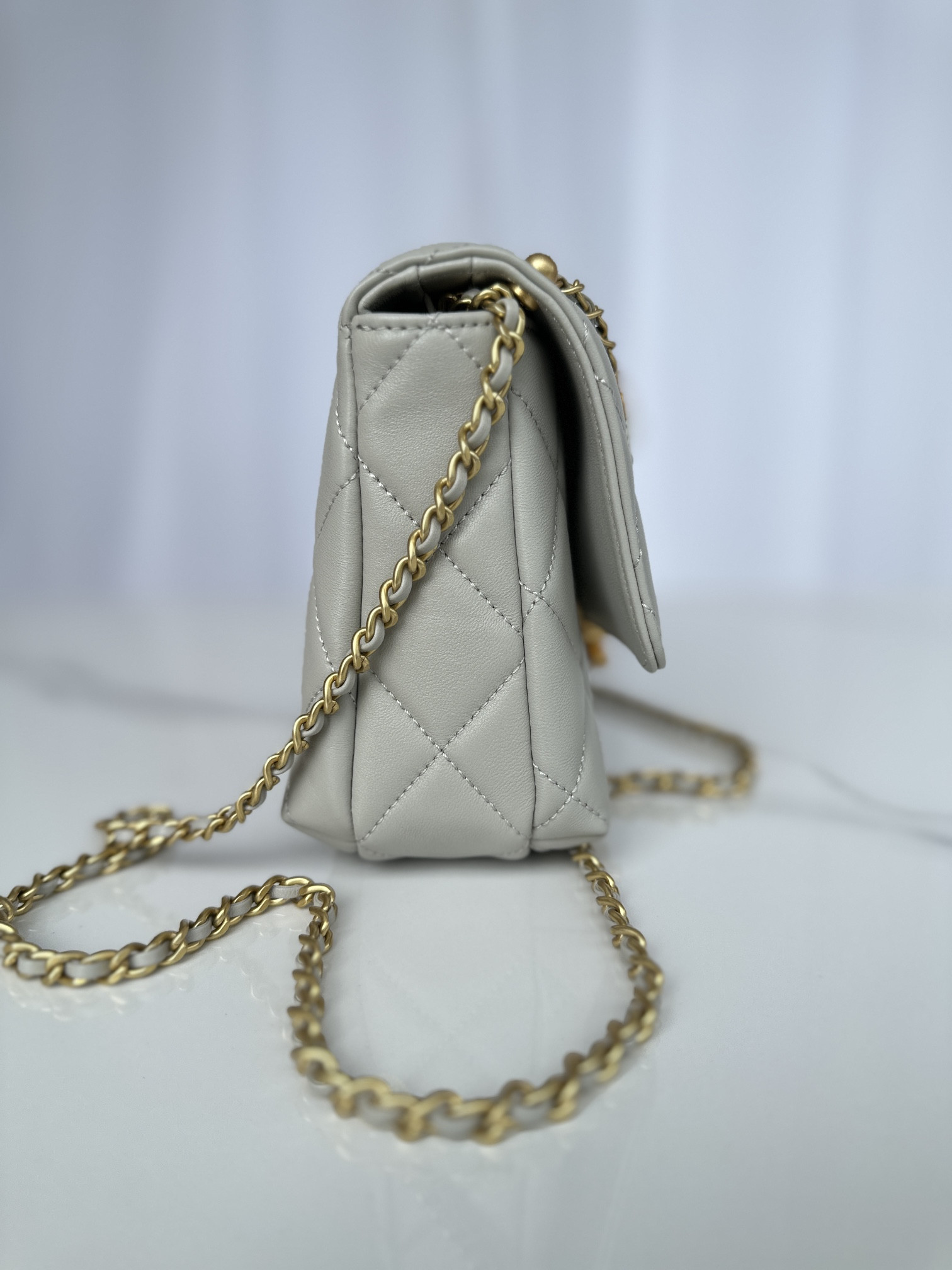 Ch*el Flap Bag 23x15x9cm