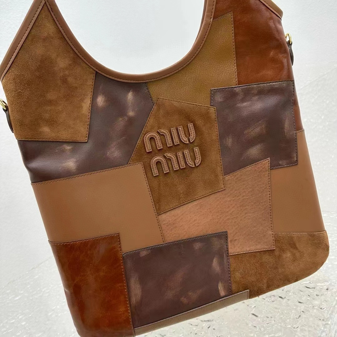 Miu Miu IVY leather patchwork bag  40x35cm
