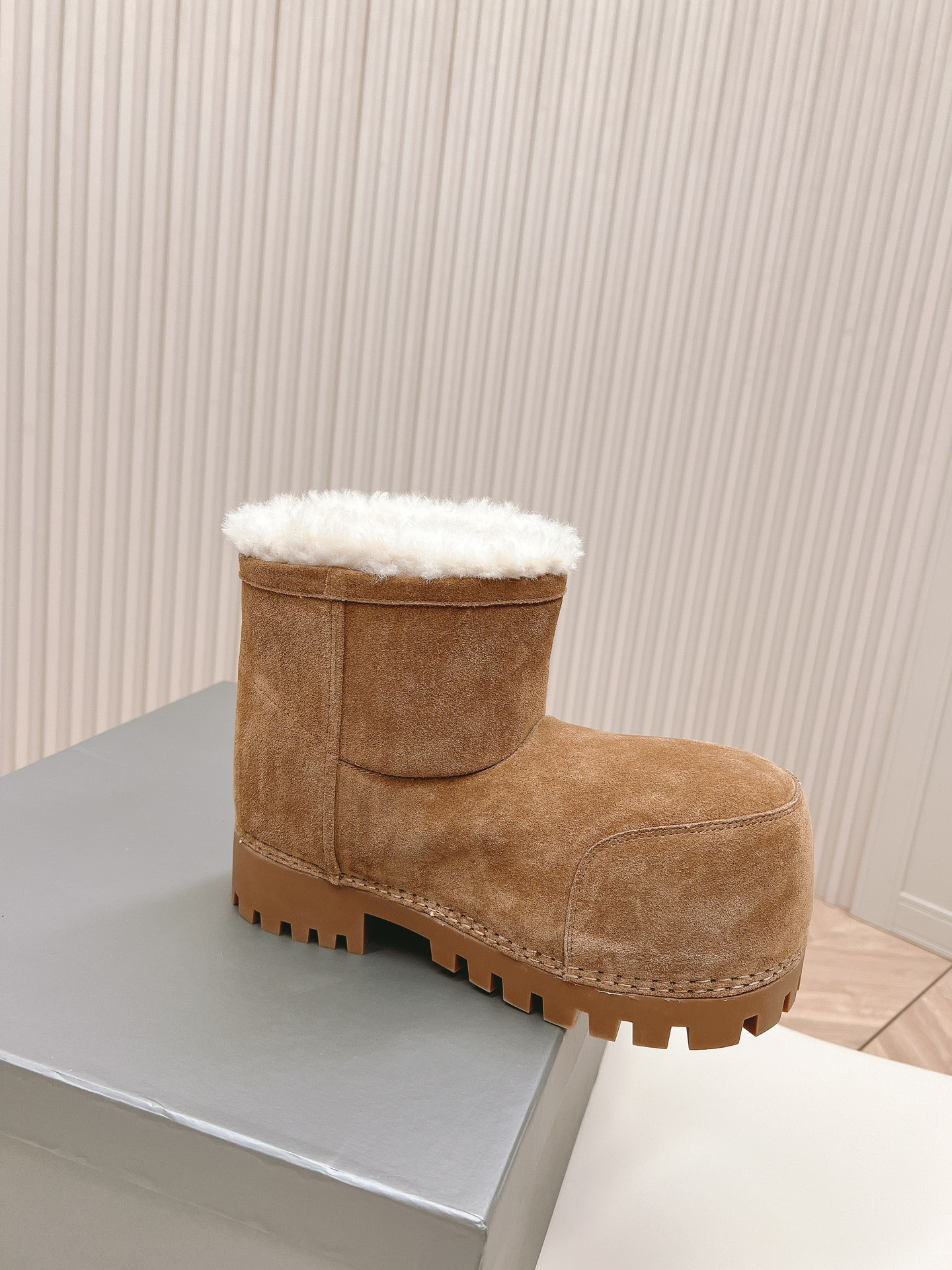 UA Ba*len*cia*ga Snow Boot