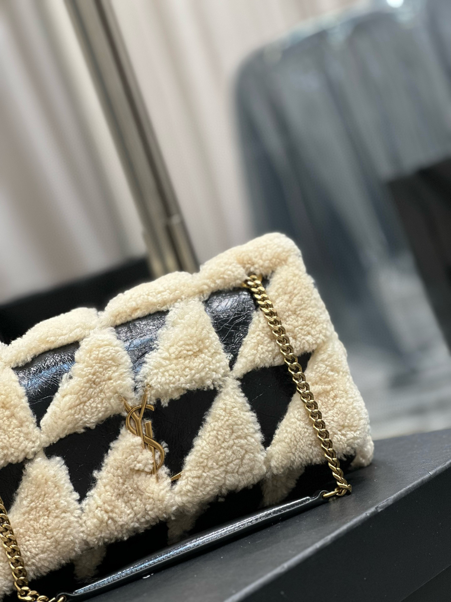 Y*L Jamie Medium 25×15×7.5cm