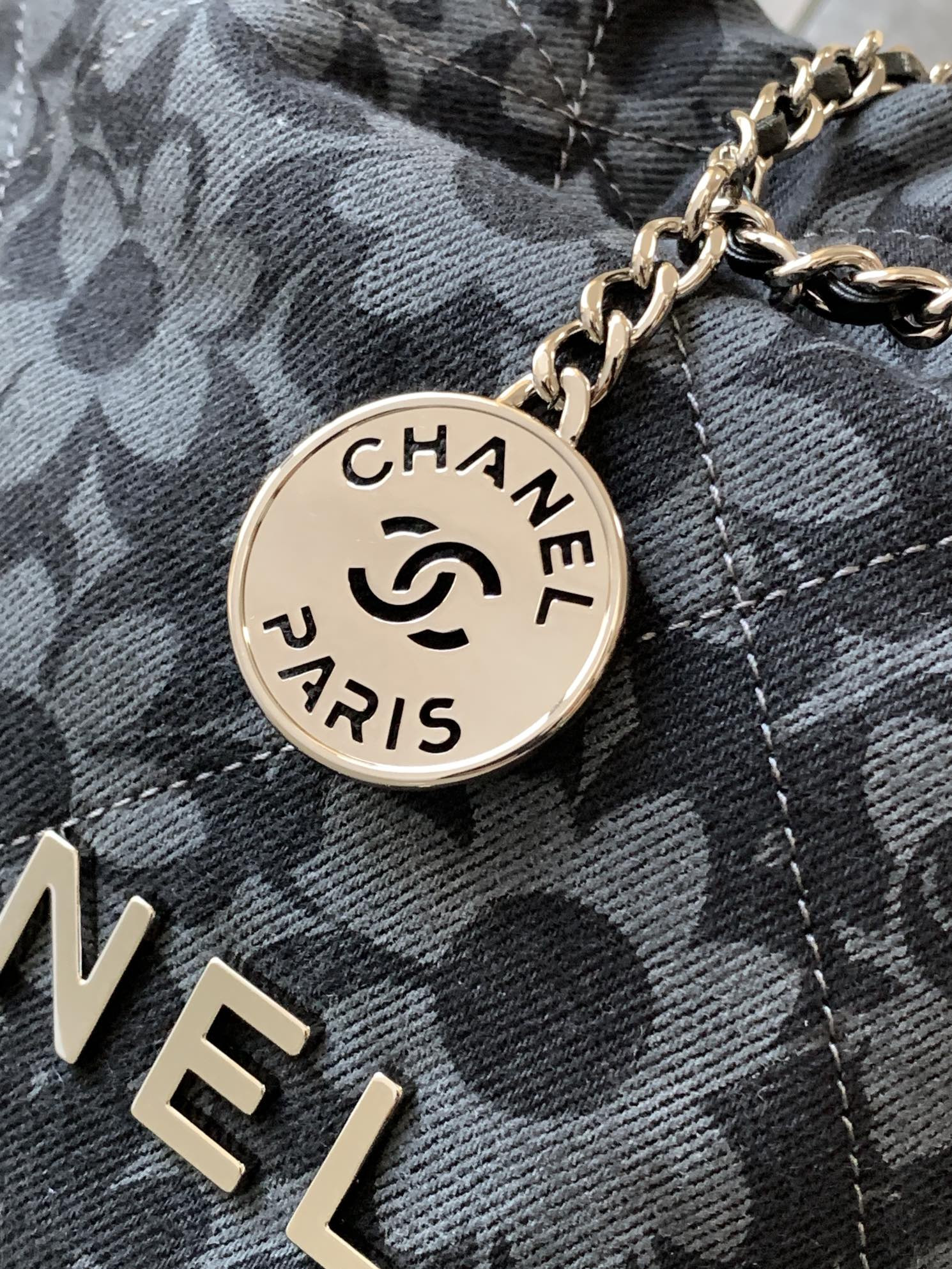 Ch*el 22 MINI HANDBAG 20x19X6cm