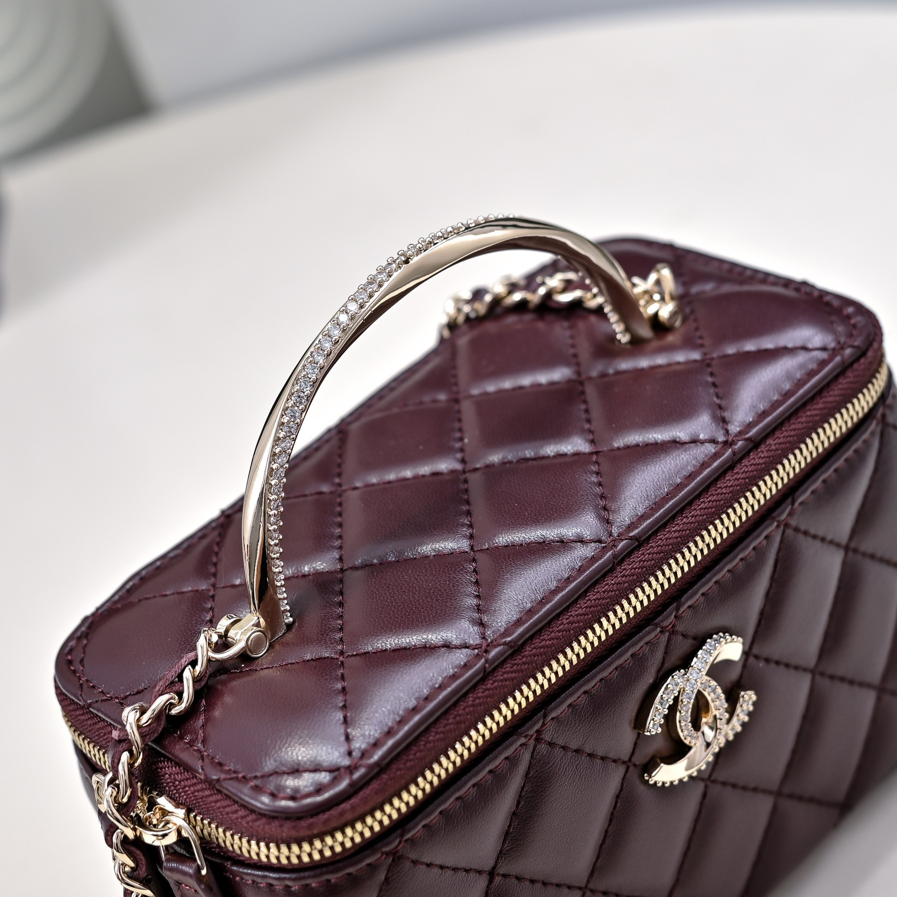 Ch*el Clutch With Chain 17cm