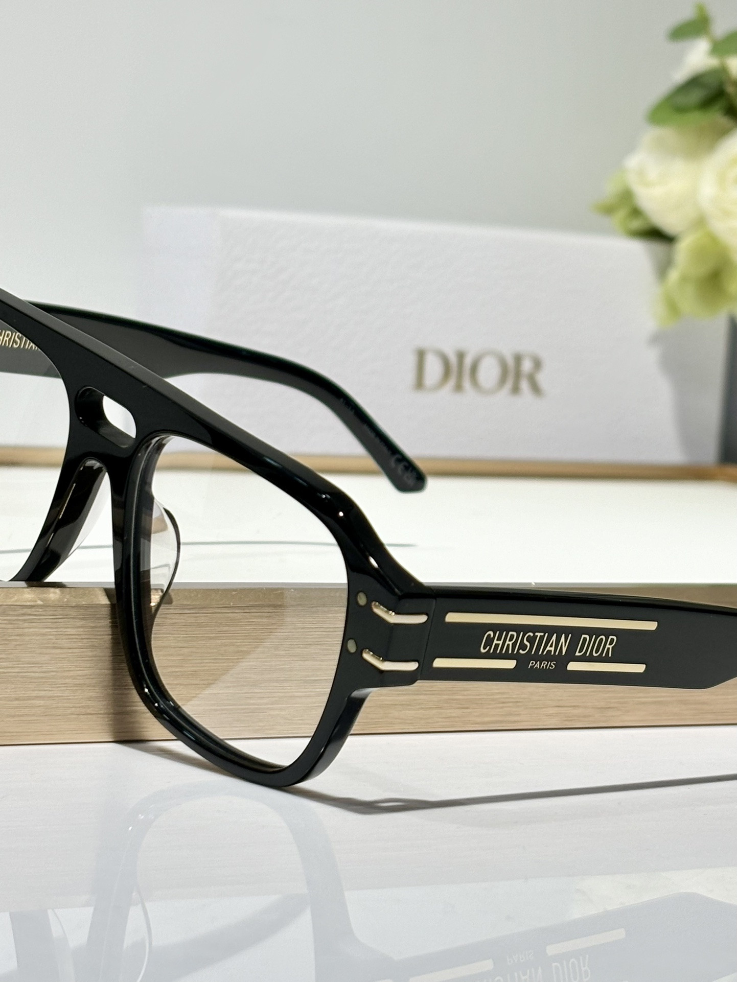 D*0r Glasses signafure N1U 55-17-140