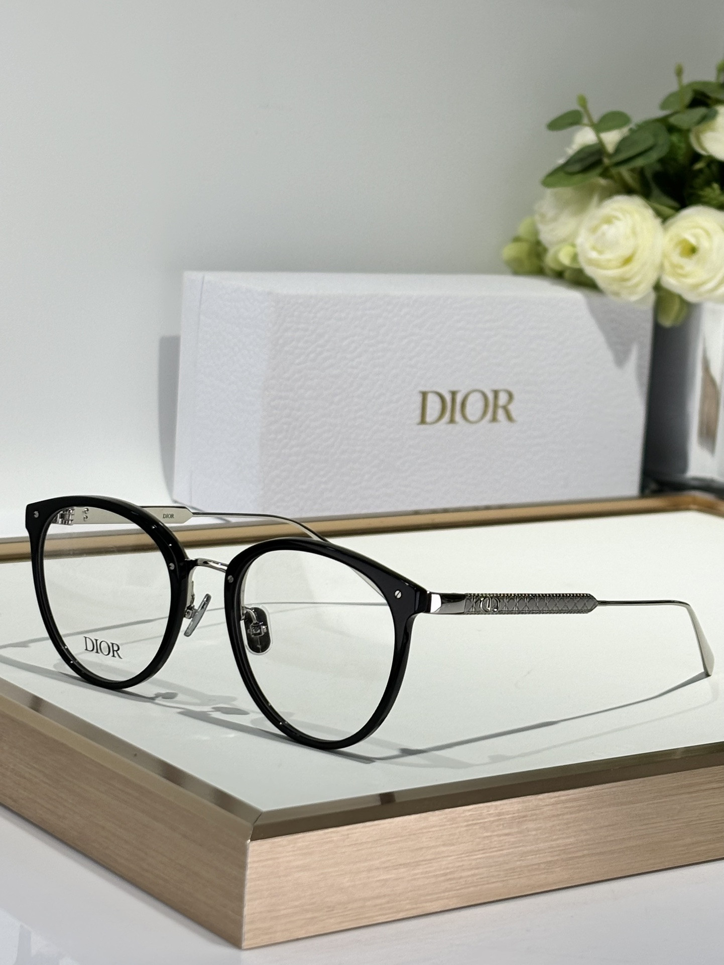 D*0r Glasses Mini CD A6L 51-20-145