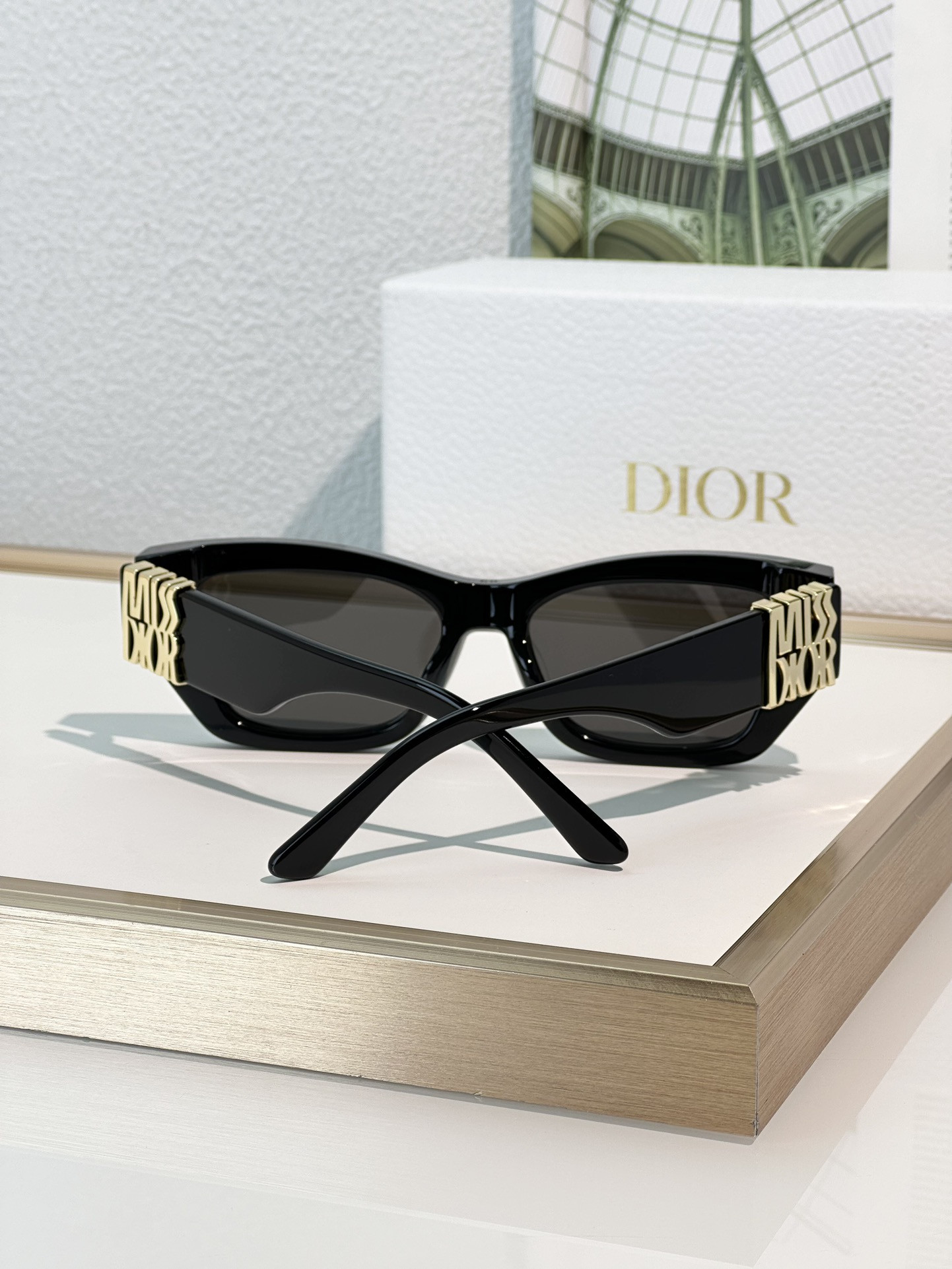 D*0r Glasses S1F 56-17-140