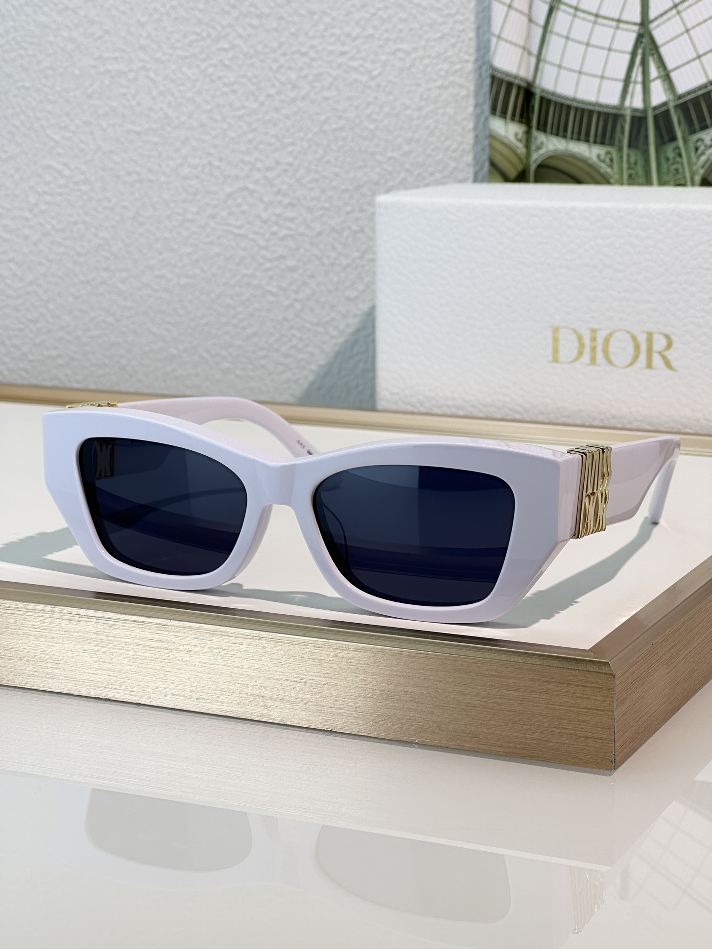 D*0r Glasses S1F 56-17-140