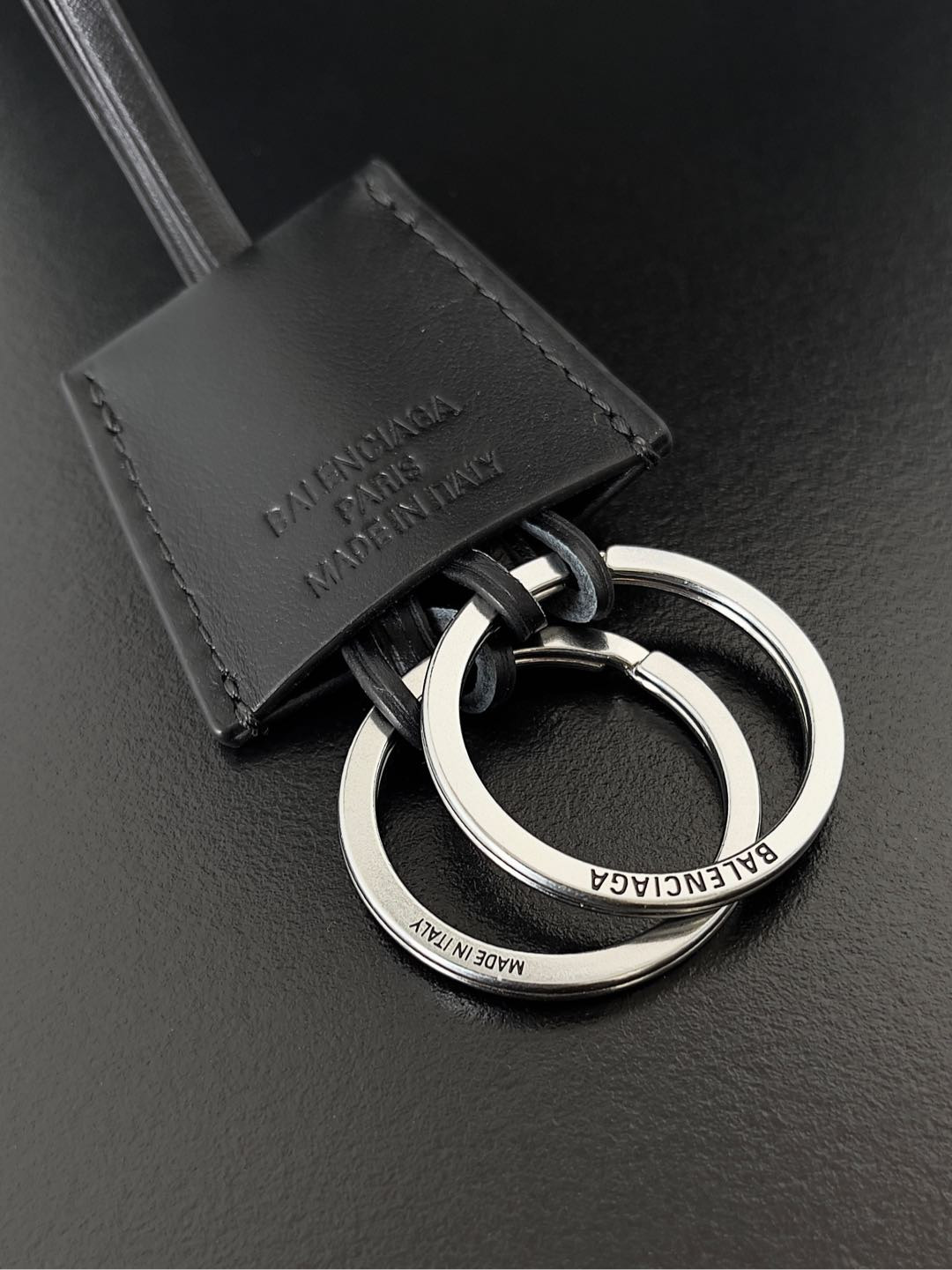 Ba*len*cia*ga Bel Air Hobo 26.9×25.9×9.9cm 811018m