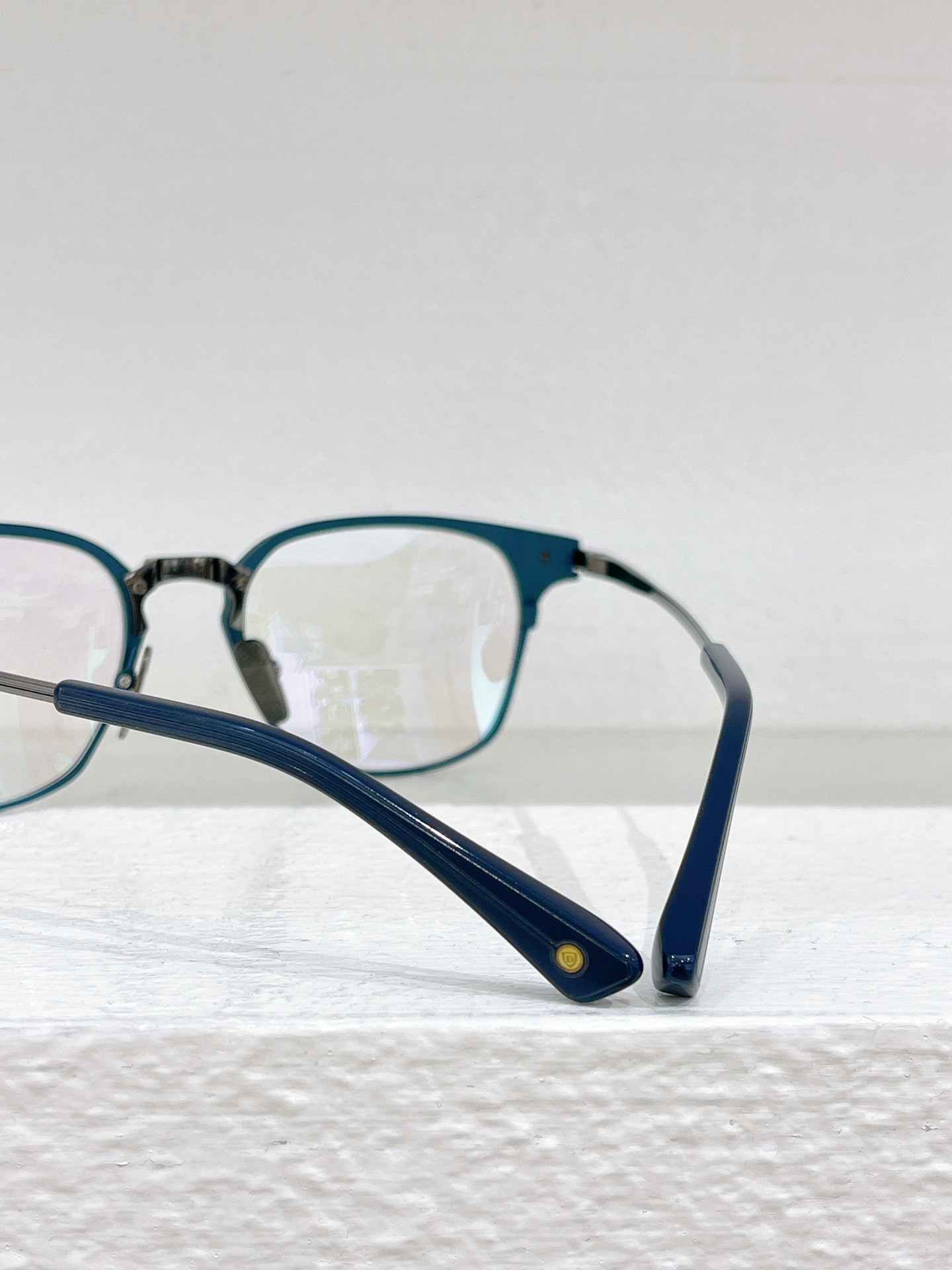DITA Glasses DTX167 52-19-145 titanium
