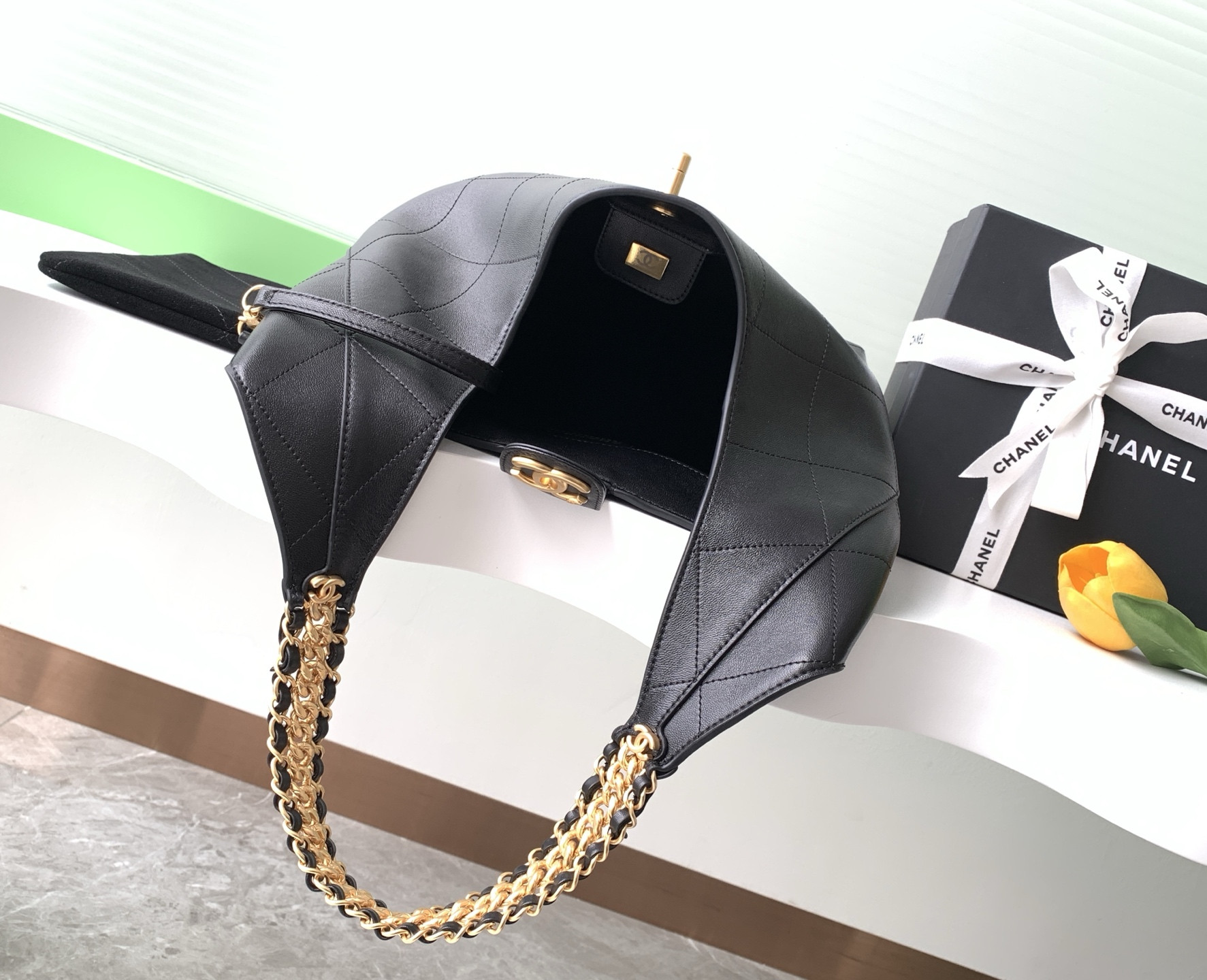 Ch*el Large Hobo Bag AS5410 35x30x14cm