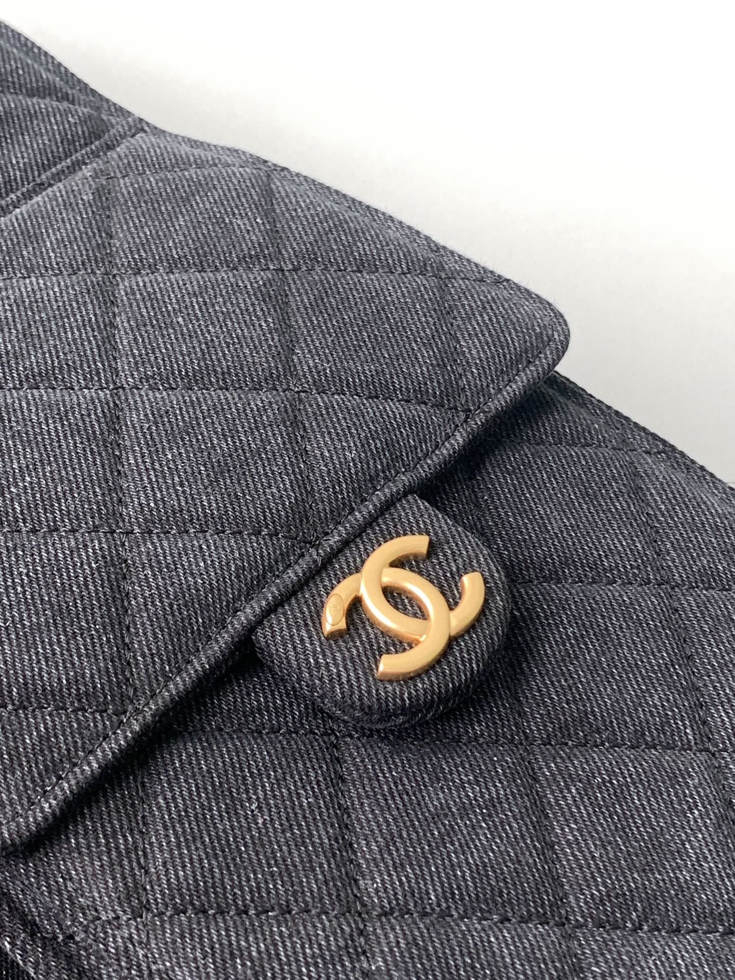 Ch*el 25C Bucket Hobo Bag AS5231 40x30x15cm