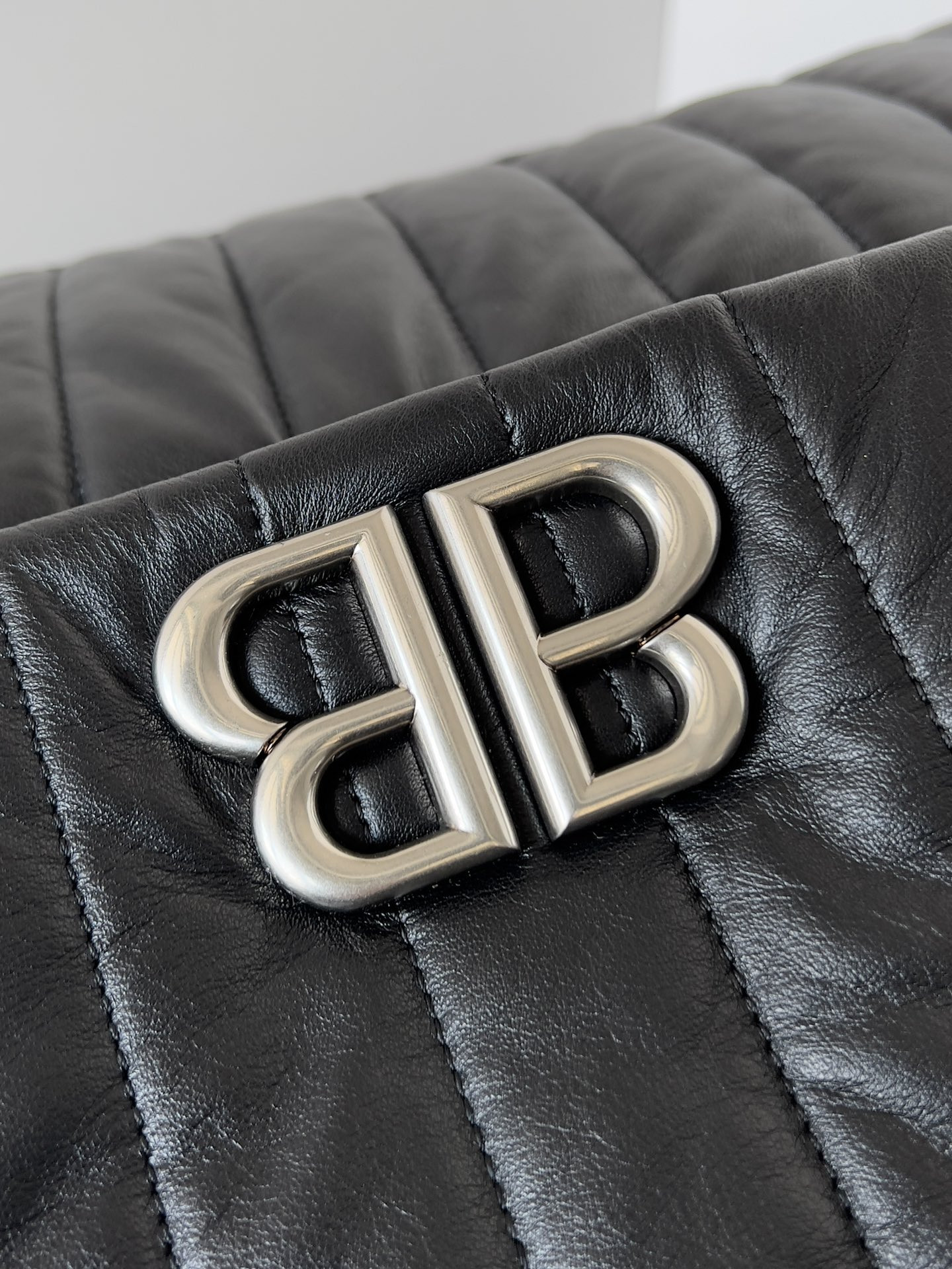 Ba*len*cia*ga Monaco Chain Bag Large 43.5x32x23cm