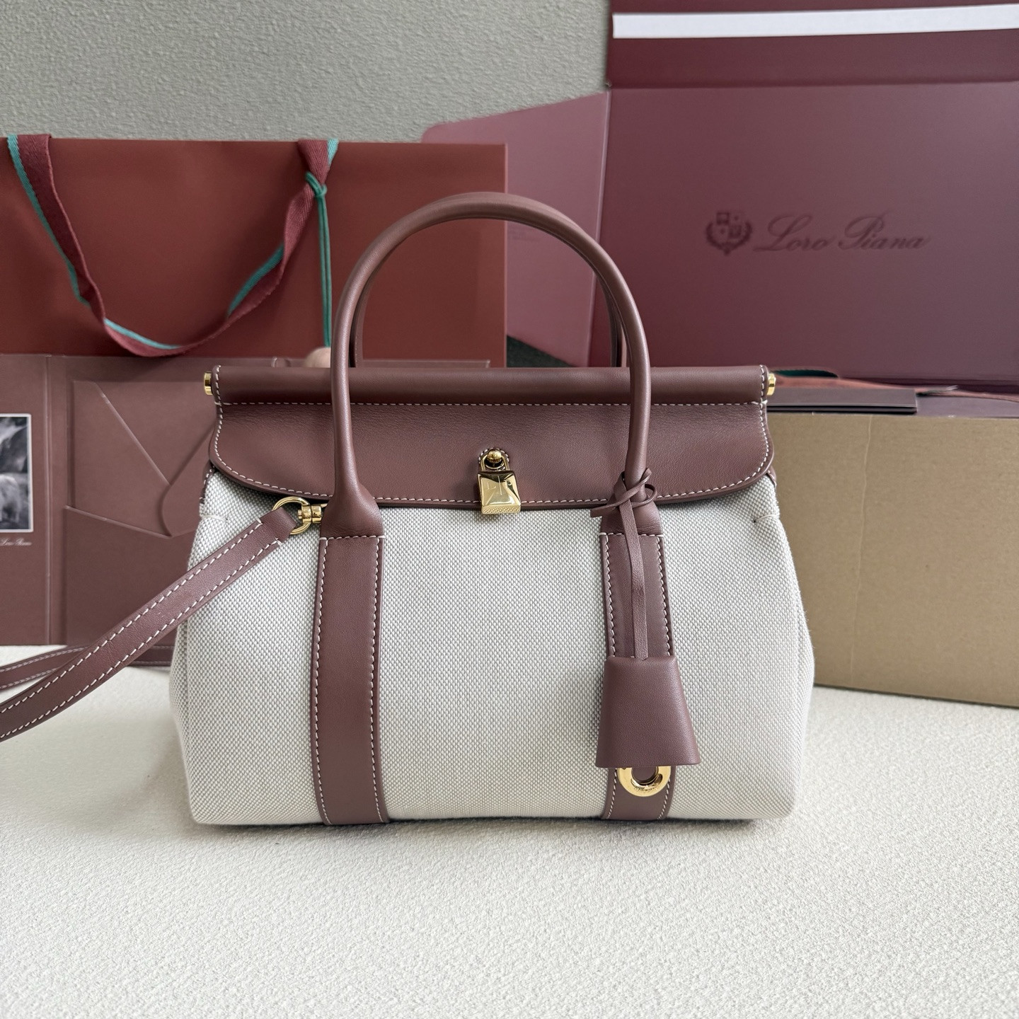 L**o p*ana Loom L25 25x18x12.5cm