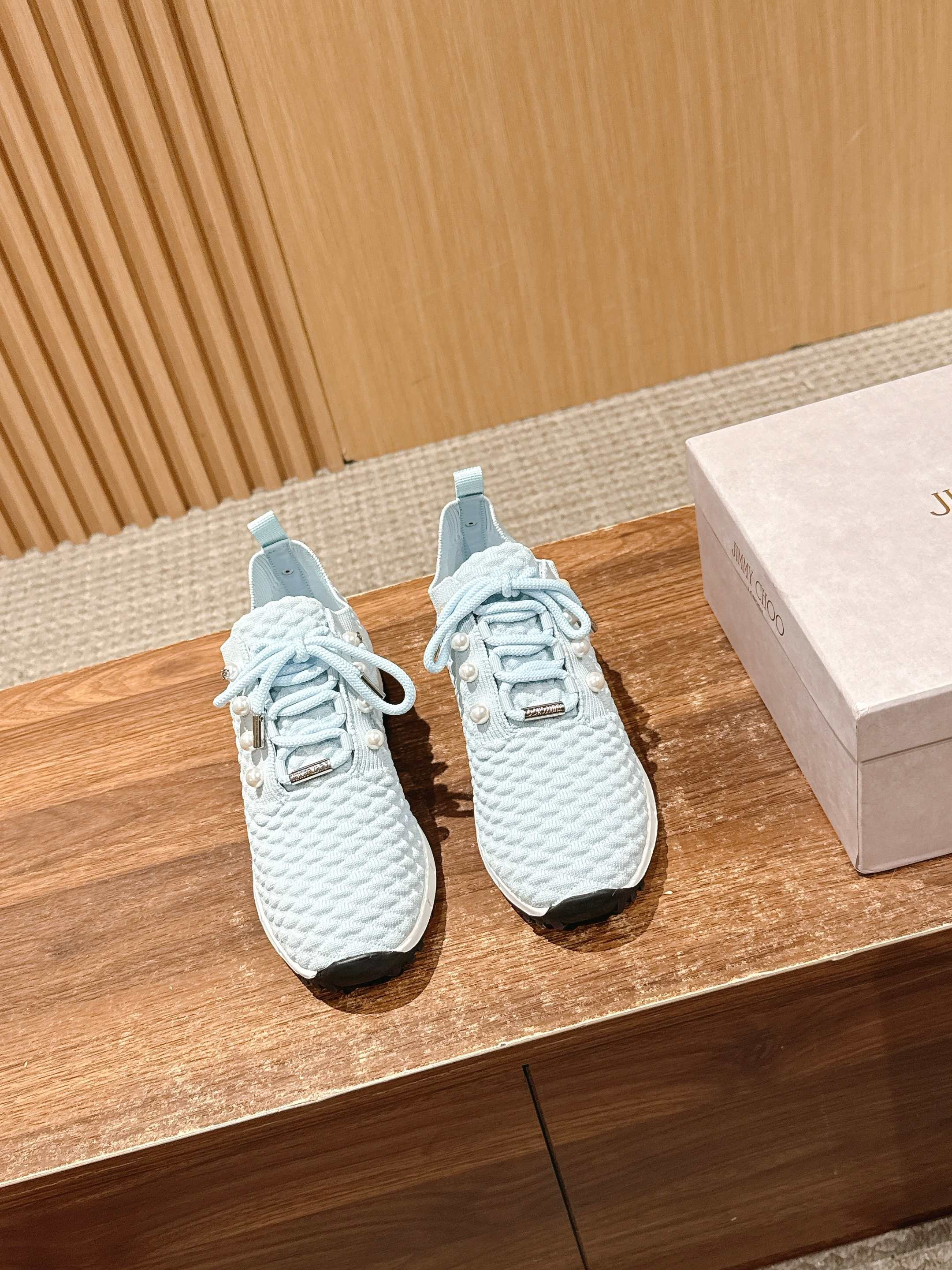 UA Ji*y Ch* Casual Sneakers