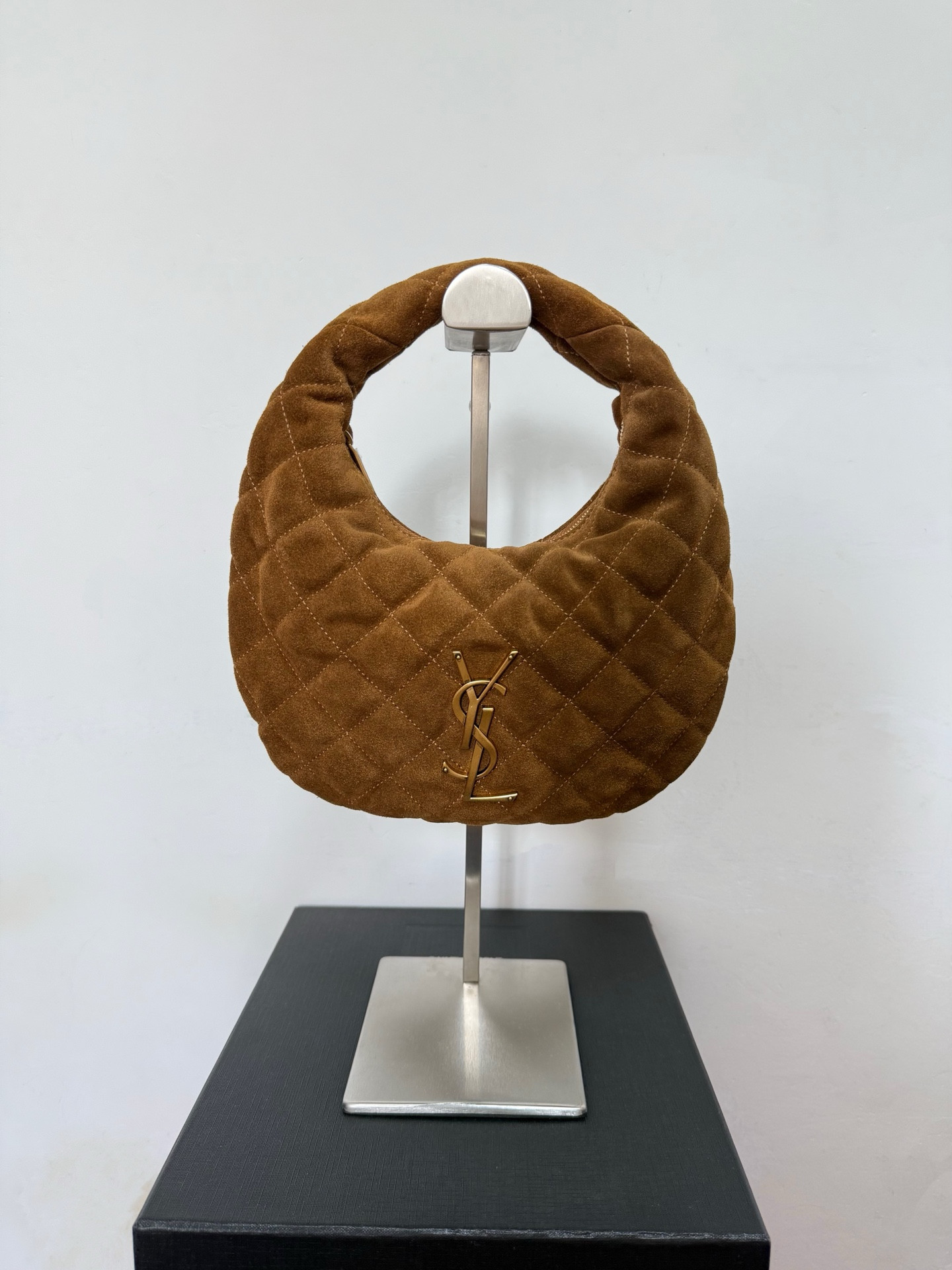 Y*L ICARINO in Quilted Suede 17x15.5x3cm