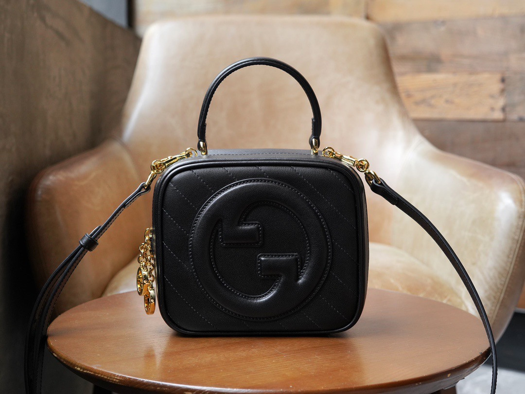 G*u*i Blondie Top Handle Bag